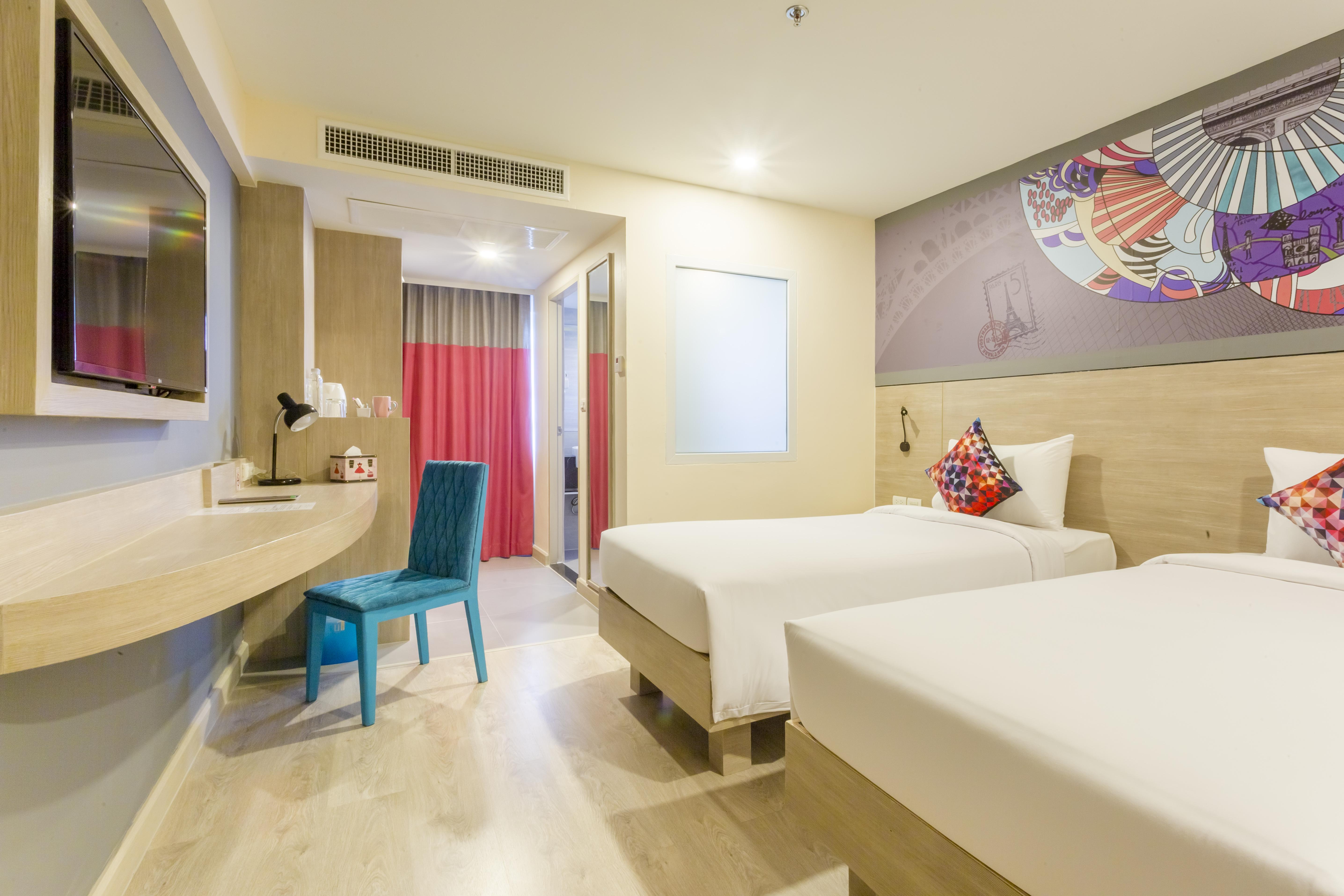 Ibis Styles Bangkok Sukhumvit 50 Hotel Exterior photo