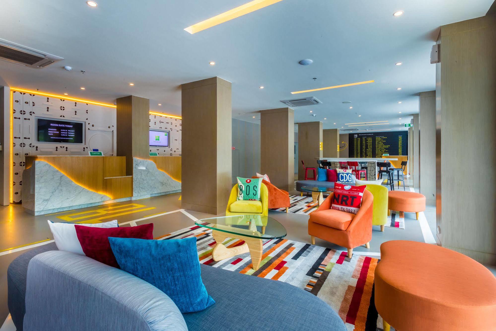 Ibis Styles Bangkok Sukhumvit 50 Hotel Exterior photo
