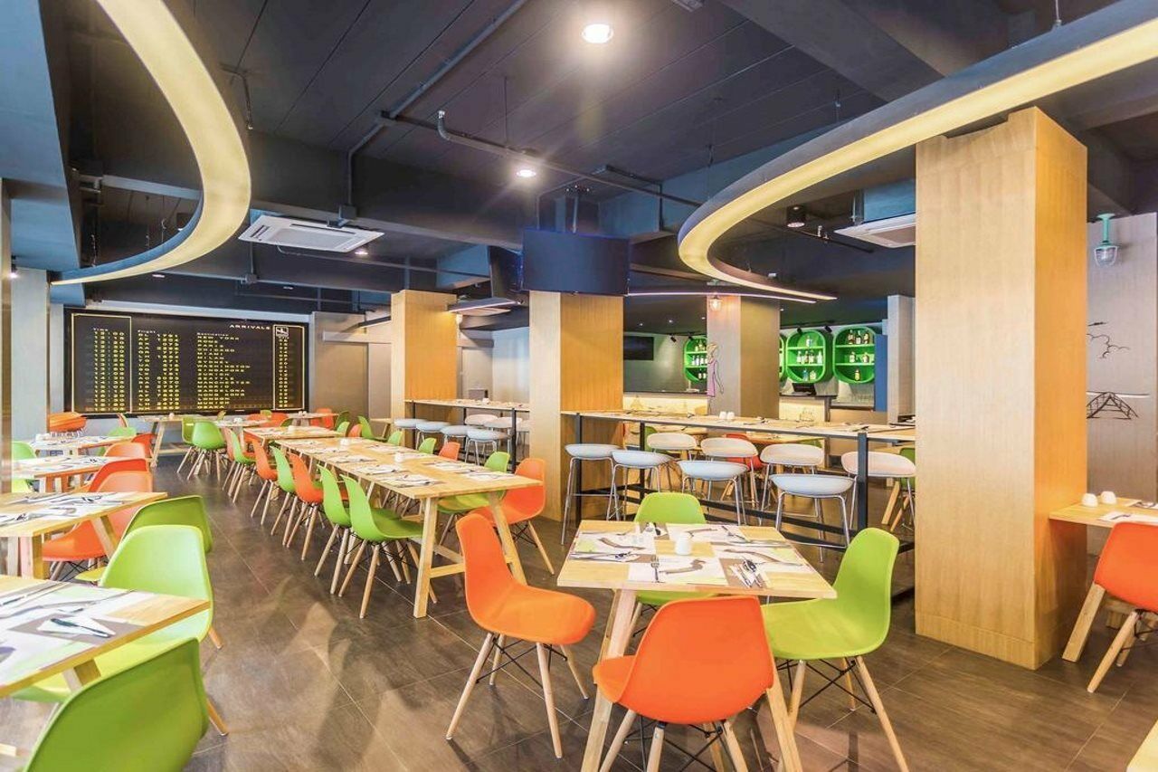 Ibis Styles Bangkok Sukhumvit 50 Hotel Exterior photo